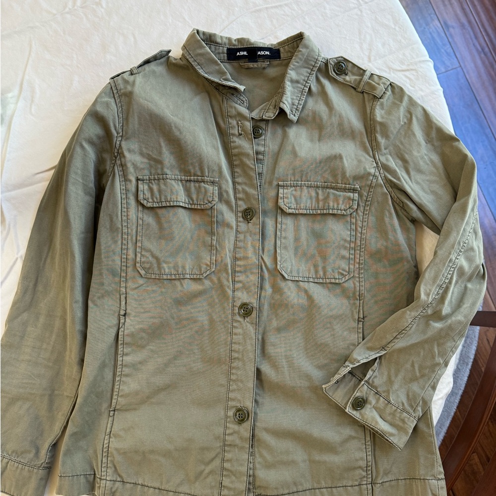 Ashley Mason military style jacket in size XL.